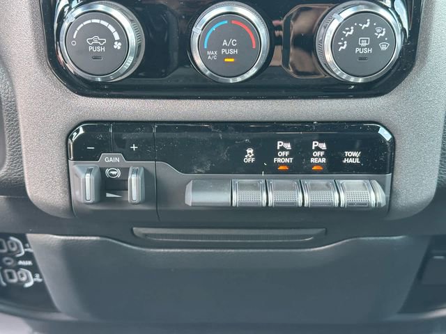 New 2026 RAM 1500 Classic Warlock AWD/4WD image 18