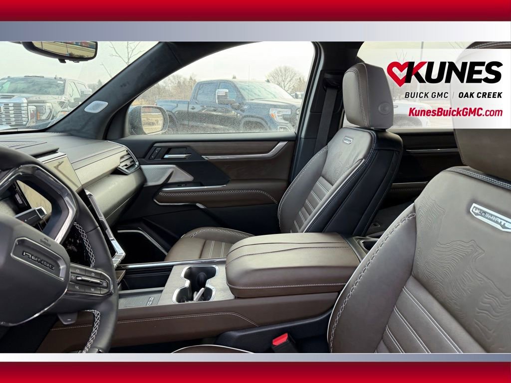 New 2026 GMC Acadia Denali Ultimate w/ LPO, Floor Liner Package image 8