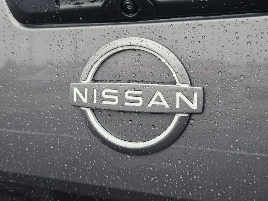 Used 2024 Nissan Frontier SV w/ SV Convenience Package image 32