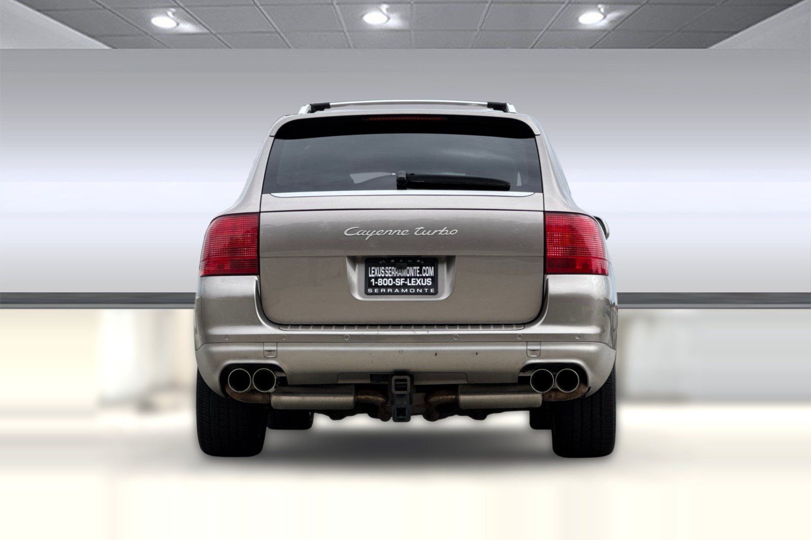 Used 2004 Porsche Cayenne Turbo AWD/4WD image 9