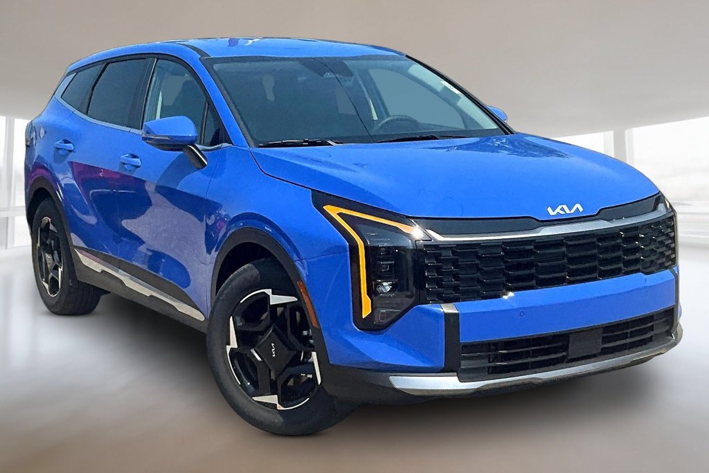 New 2026 Kia Sportage EX FWD image 2