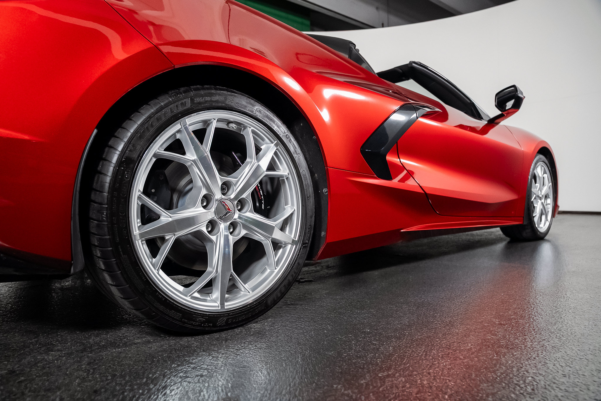 Used 2022 Chevrolet Corvette Stingray Preferred Conv w/ Z51 Performance Package RWD image 32