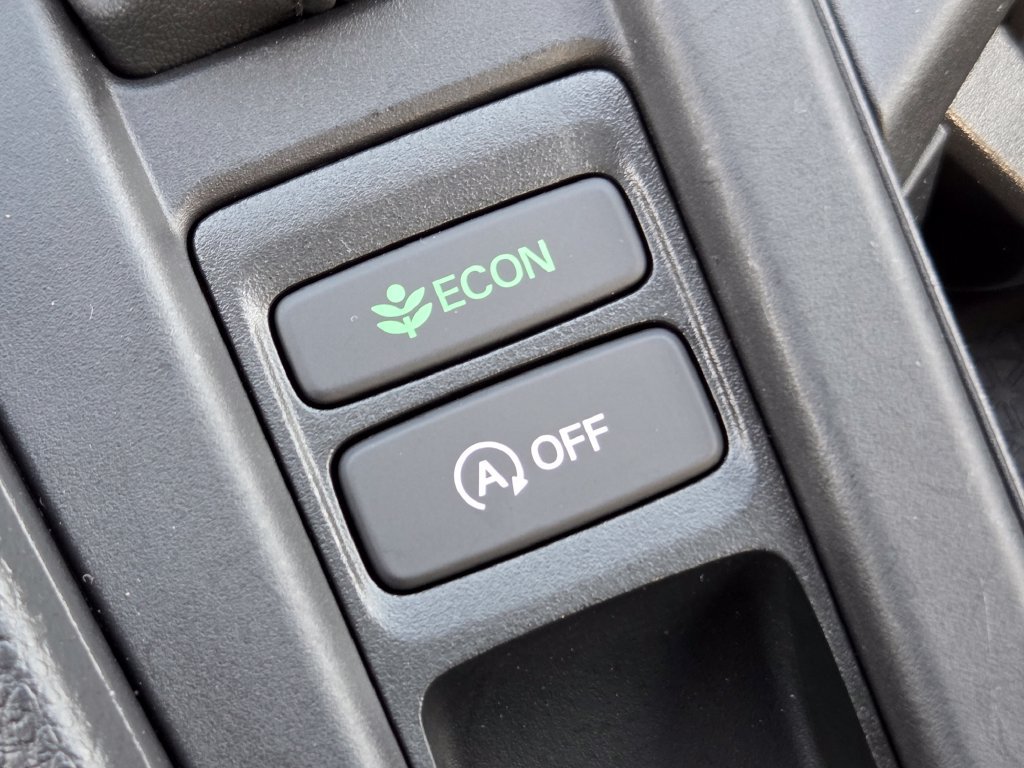 Used 2025 Honda Accord LX image 9