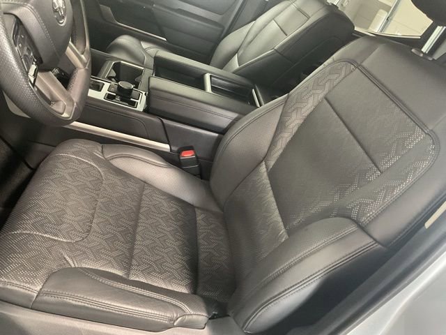 Used 2024 Toyota Tundra Limited w/ Power Package image 11