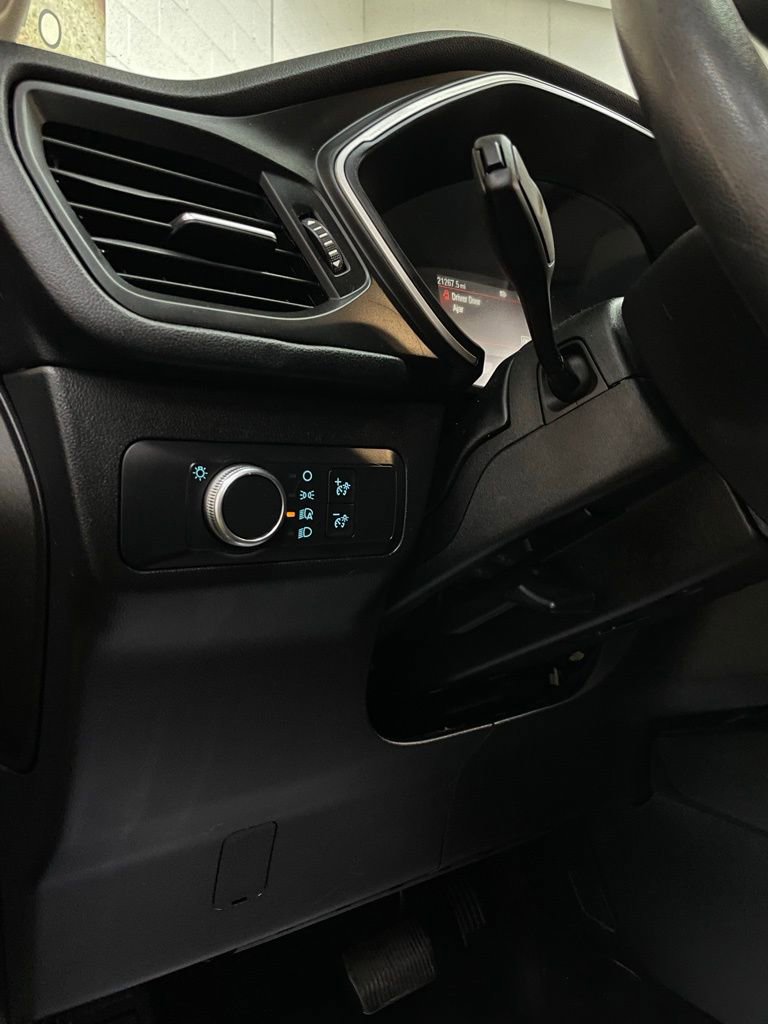 Used 2020 Ford Escape SE AWD/4WD image 24