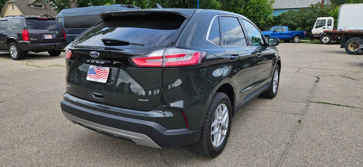 Used 2024 Ford Edge SEL w/ Convenience Package AWD/4WD image 5