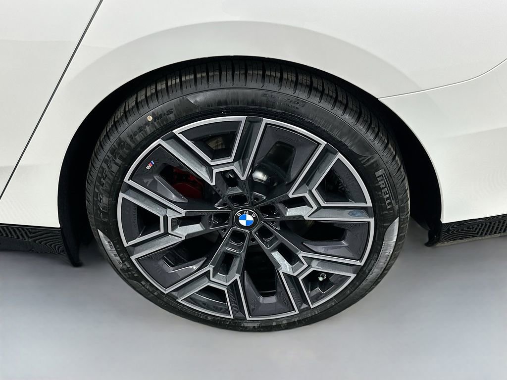New 2026 BMW i5 eDrive40 w/ M Sport Package image 23