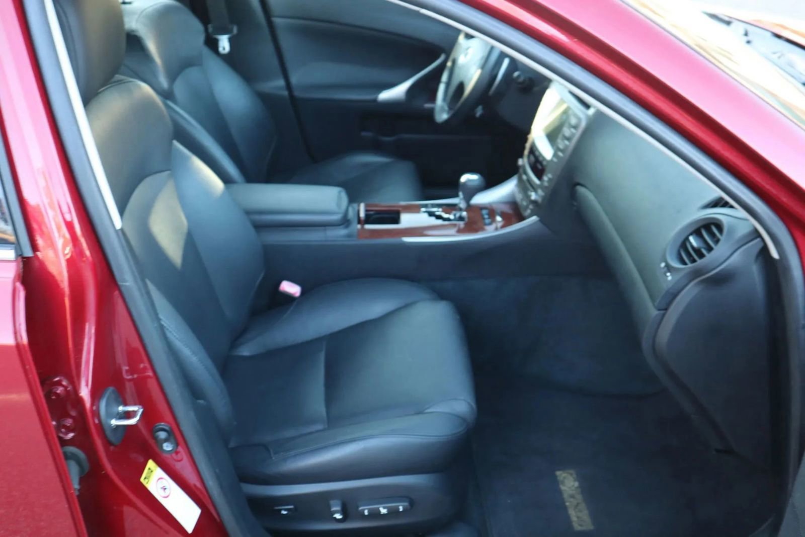 Used 2008 Lexus IS 250 AWD image 16