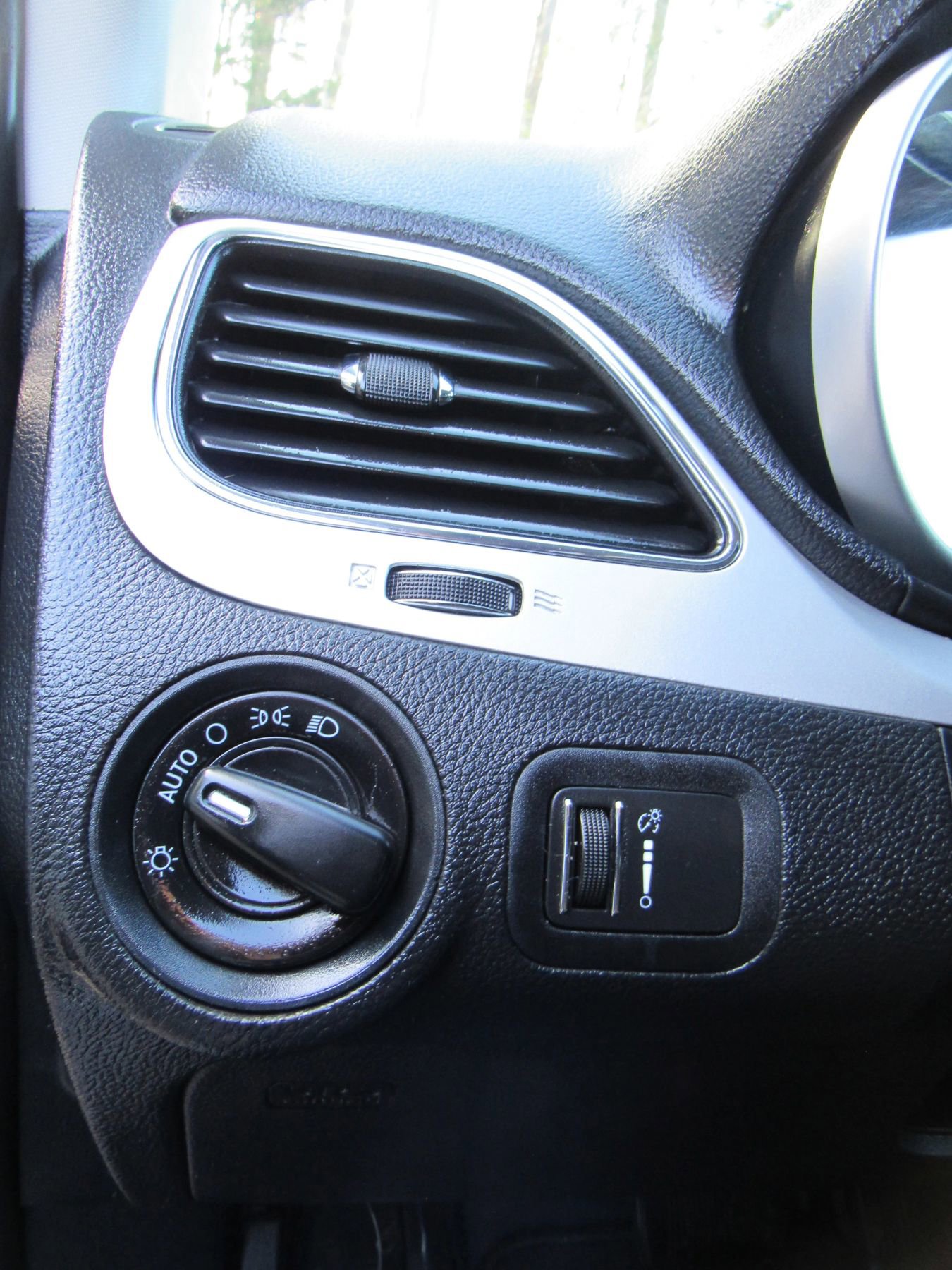 Used 2018 Dodge Journey SE w/ Popular Equipment Group image 13