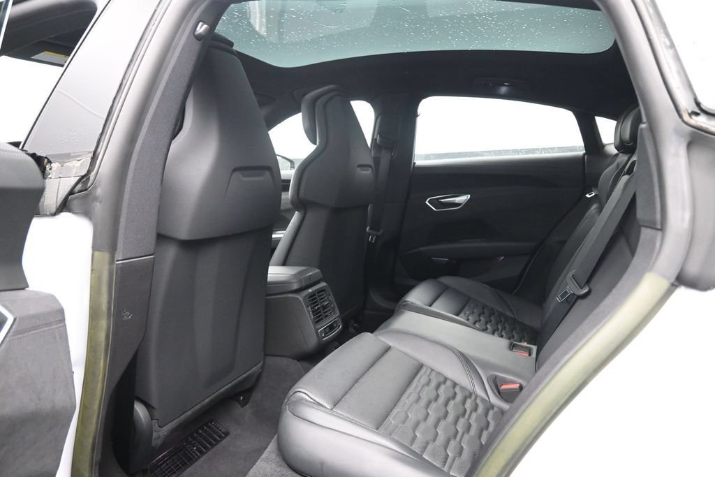 Used 2023 Audi e-tron GT Premium Plus w/ Performance Package AWD/4WD image 25