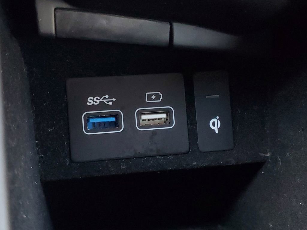 Used 2023 Genesis GV70 2.5T w/ Sport Prestige Package image 25