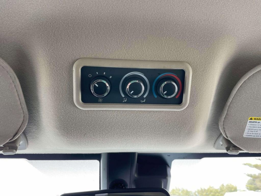 Used 2020 Chevrolet Express 3500 LT w/ LT Preferred Equipment Group image 25