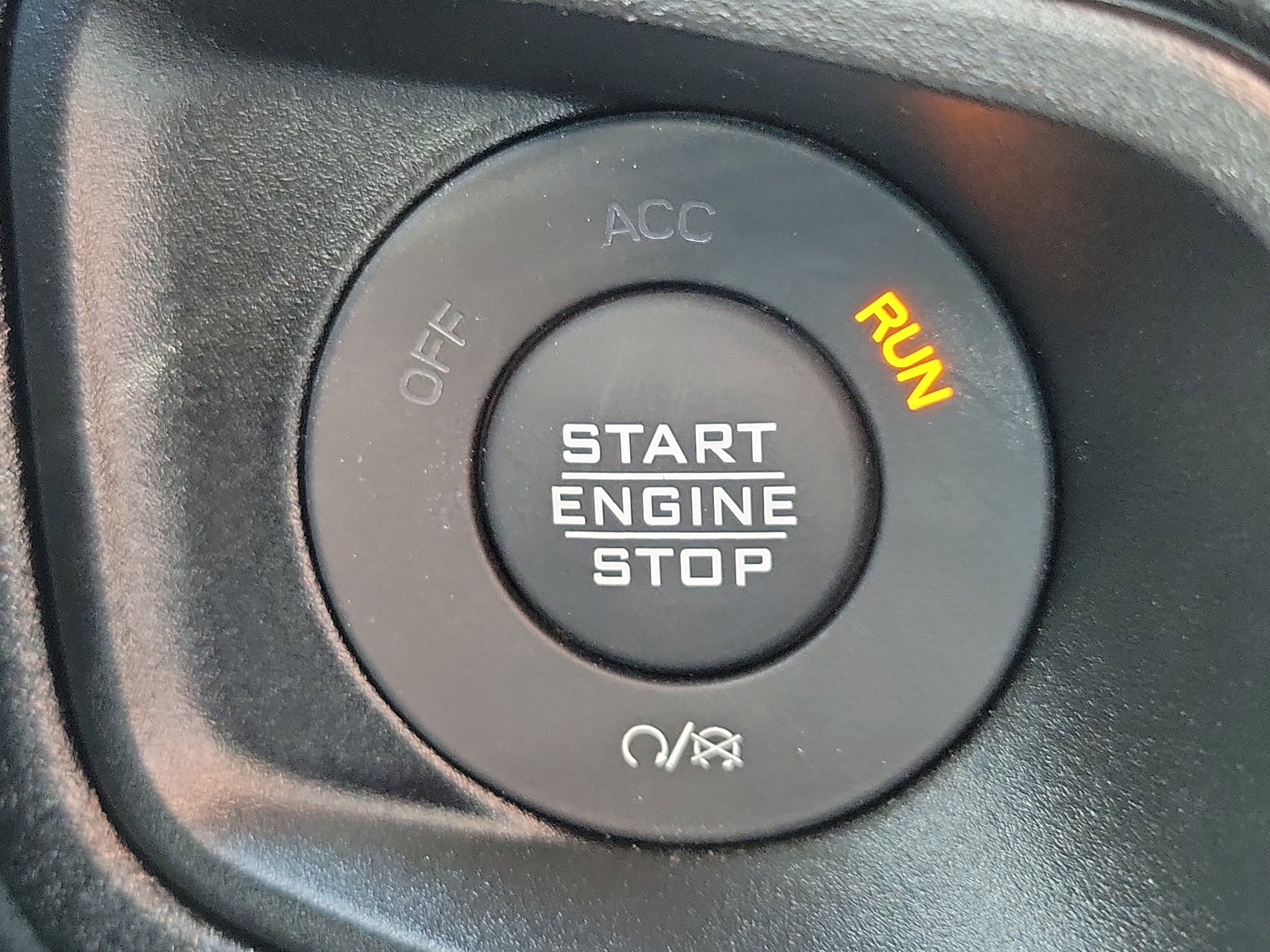 Used 2024 Jeep Gladiator Sport AWD/4WD image 25