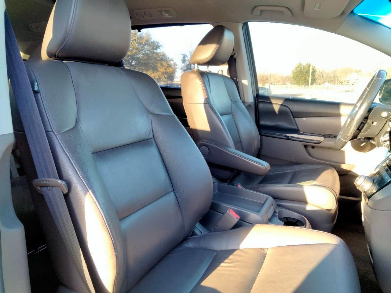 Used 2011 Honda Odyssey Touring image 18