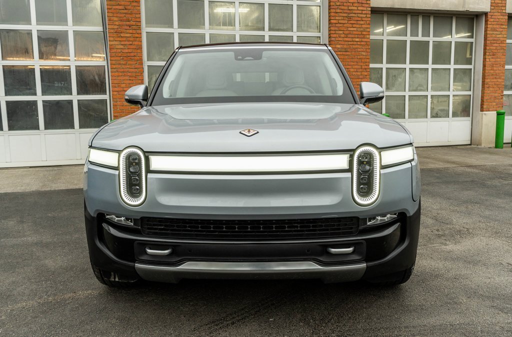 Used 2024 Rivian R1S Adventure image 43