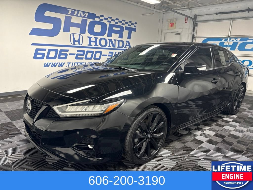 Used 2023 Nissan Maxima SR w/ Sport Mat Group