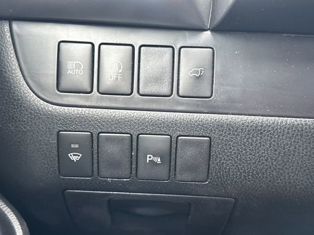 Used 2018 Toyota Highlander Limited image 35