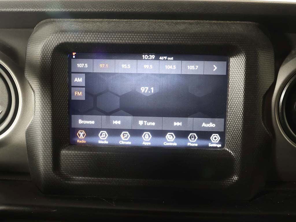 Used 2022 Jeep Wrangler Unlimited Sport image 39