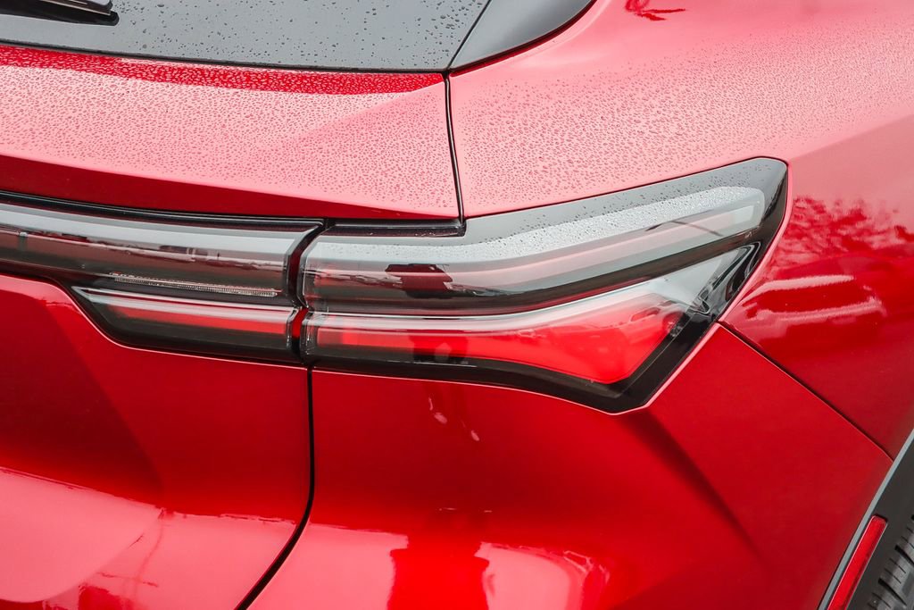 New 2026 Chevrolet Equinox EV LT image 8