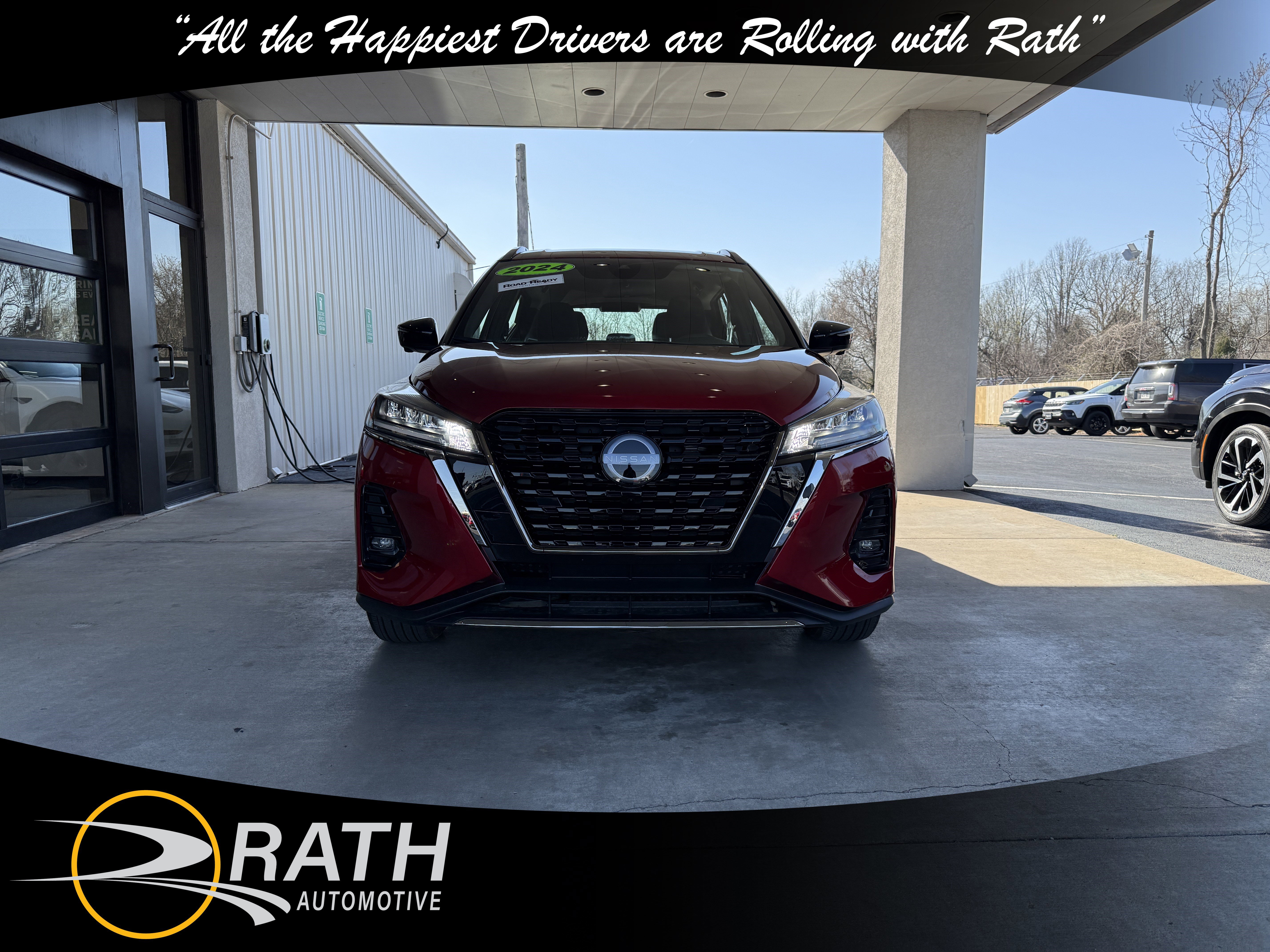 Used 2024 Nissan Kicks SR image 3