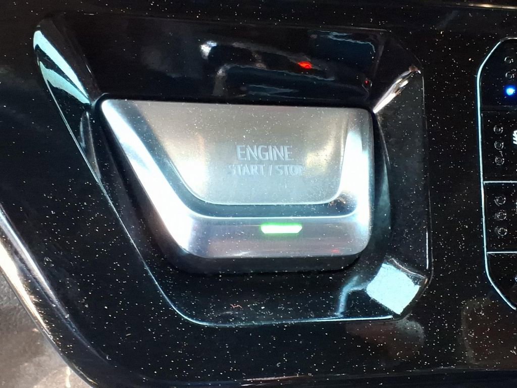 Used 2023 GMC Sierra 1500 Denali Ultimate image 17