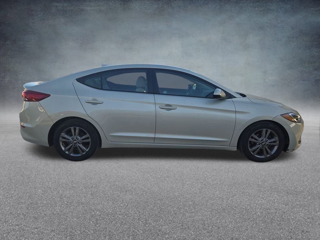 Used 2018 Hyundai Elantra SEL image 7