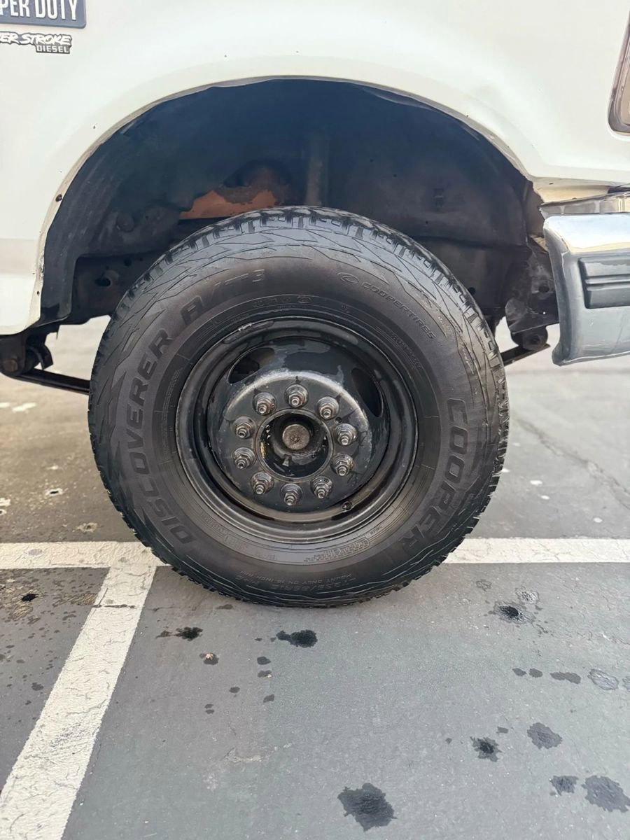 Used 1997 Ford F450 2WD Regular Cab Super Duty image 22