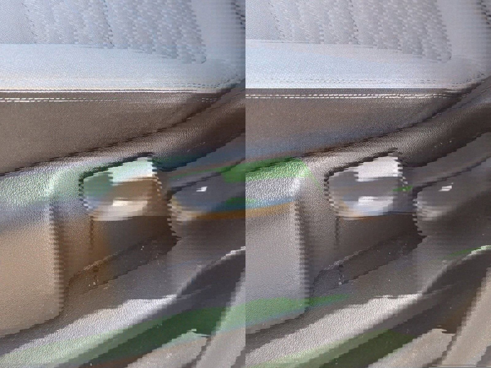 Used 2020 Chevrolet Equinox LS image 24