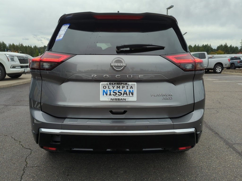 New 2026 Nissan Rogue Platinum image 4