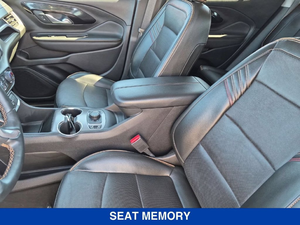 Used 2023 GMC Terrain AT4 AWD/4WD image 13