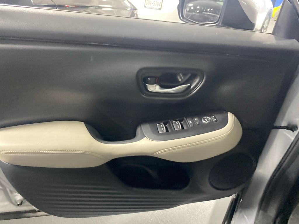Used 2024 Honda HR-V EX-L image 39