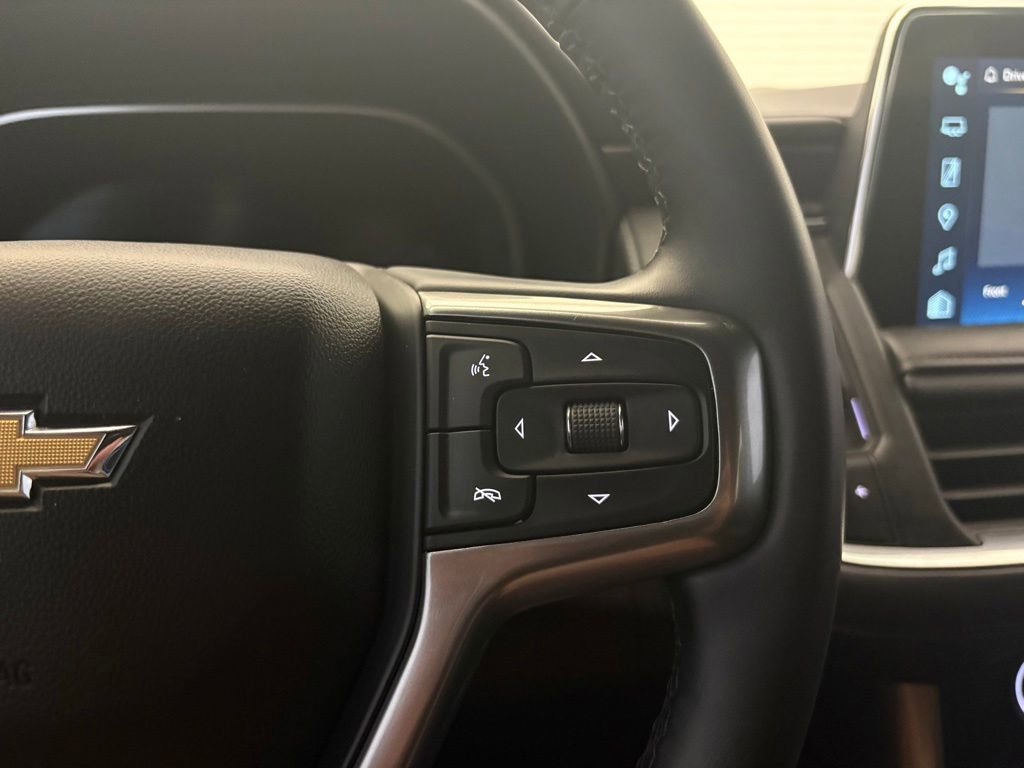 Used 2023 Chevrolet Tahoe LT w/ Luxury Package AWD/4WD image 9