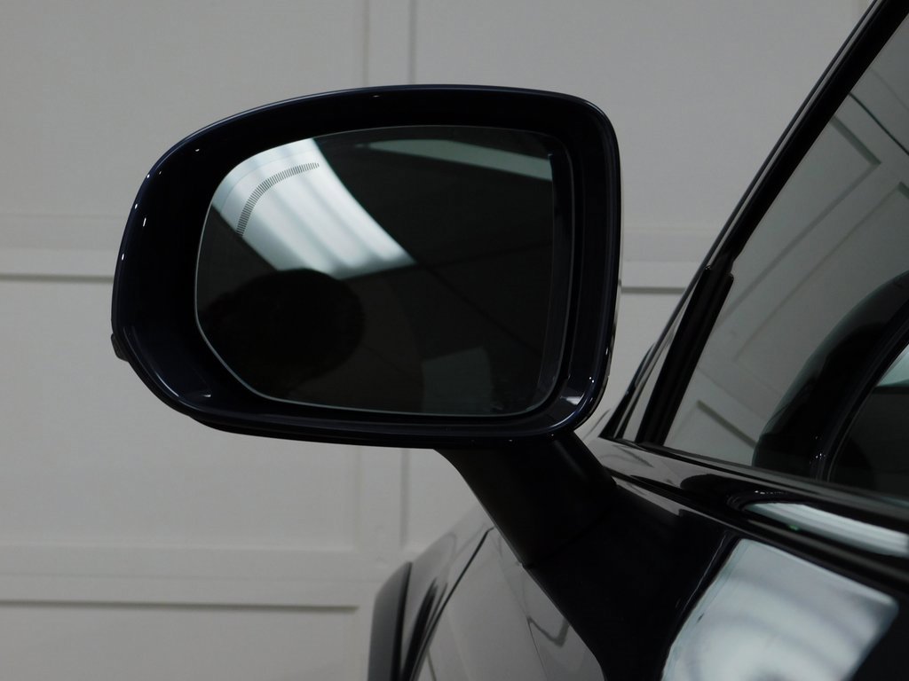 Used 2026 Volvo V90 B6 Cross Country Ultra image 25