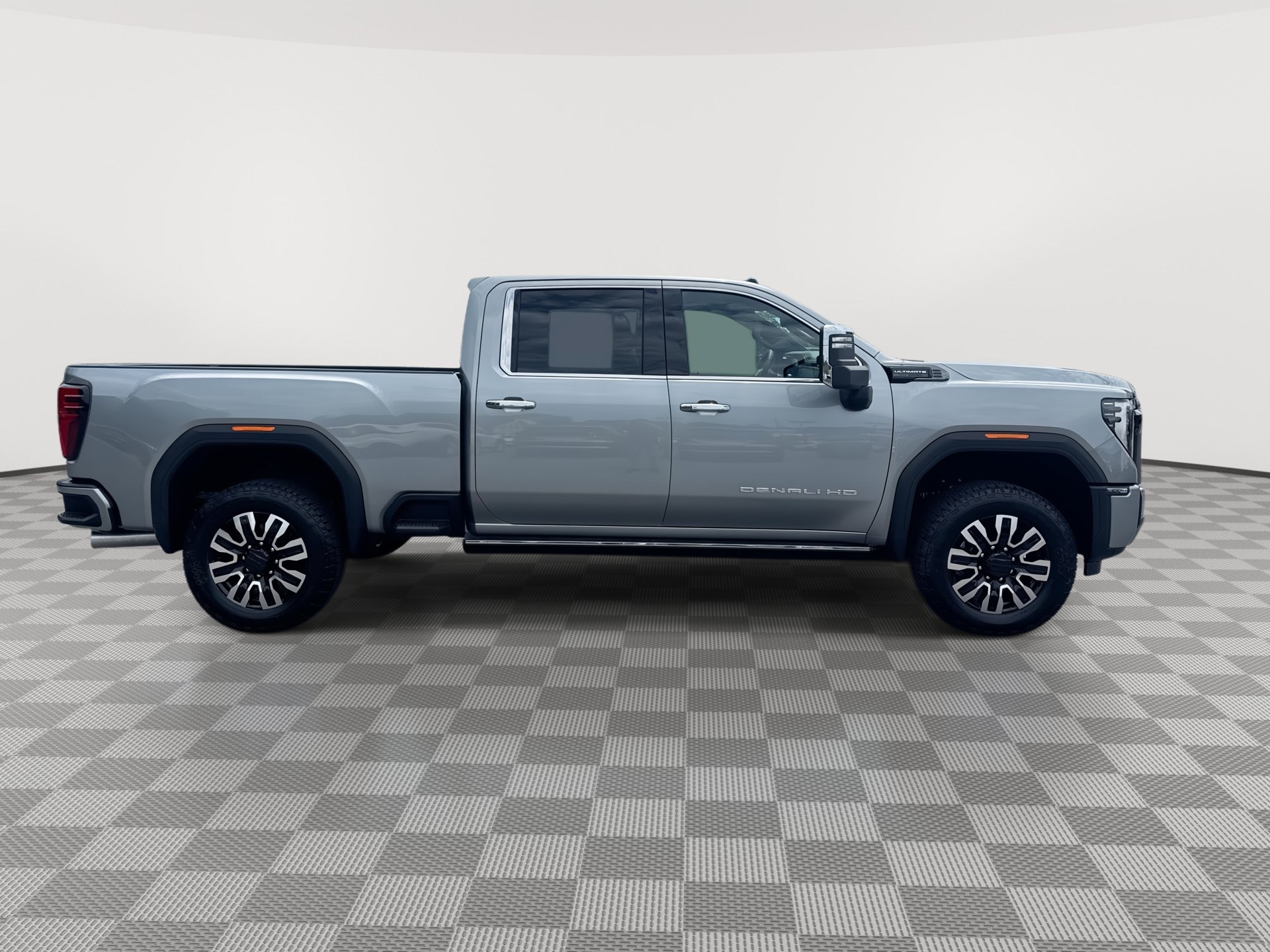 New 2026 GMC Sierra 2500 Denali Ultimate AWD/4WD image 9