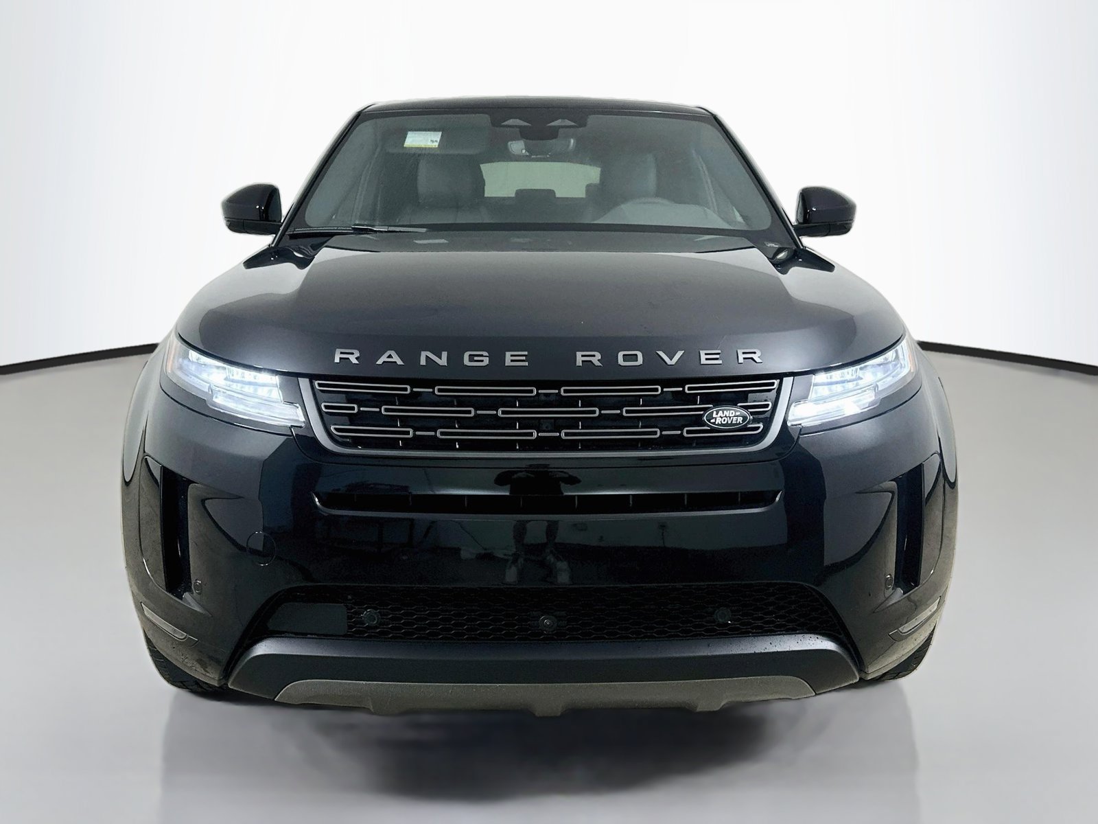 New 2026 Land Rover Range Rover Evoque S AWD/4WD image 2
