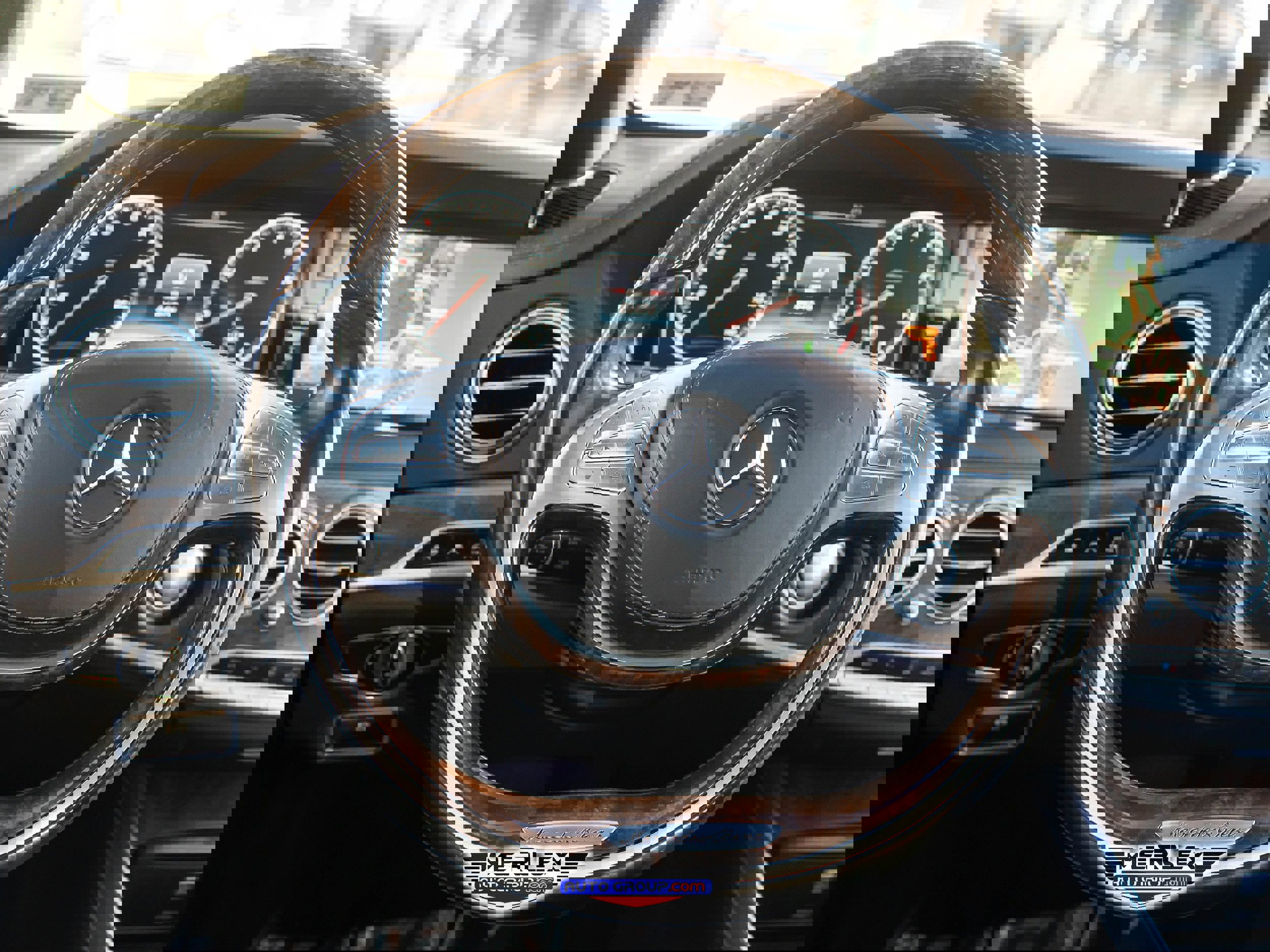 Used 2015 Mercedes-Benz S 550 Sedan w/ Premium 1 Package image 23