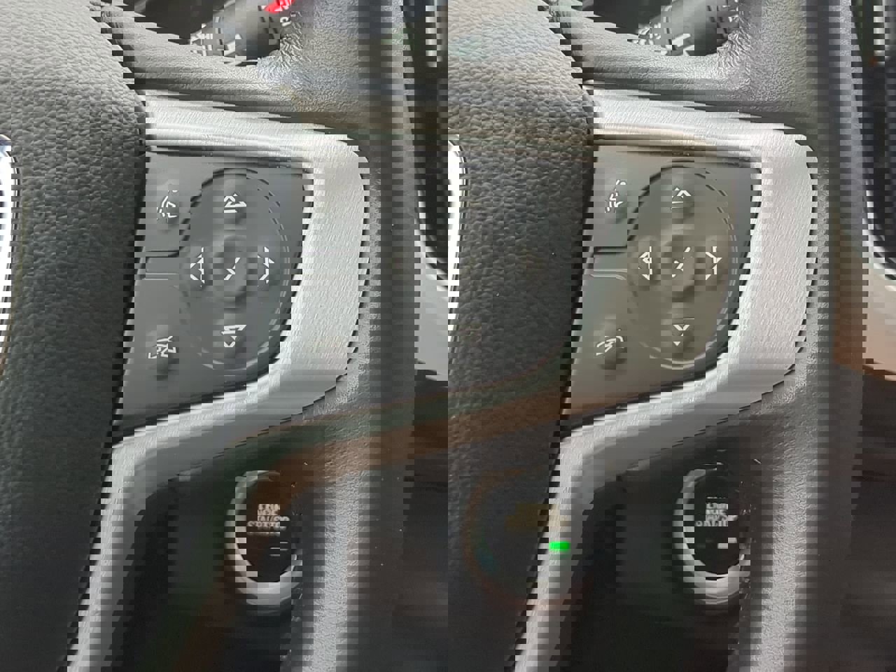 Used 2021 GMC Terrain SLE w/ Driver Convenience Package image 23