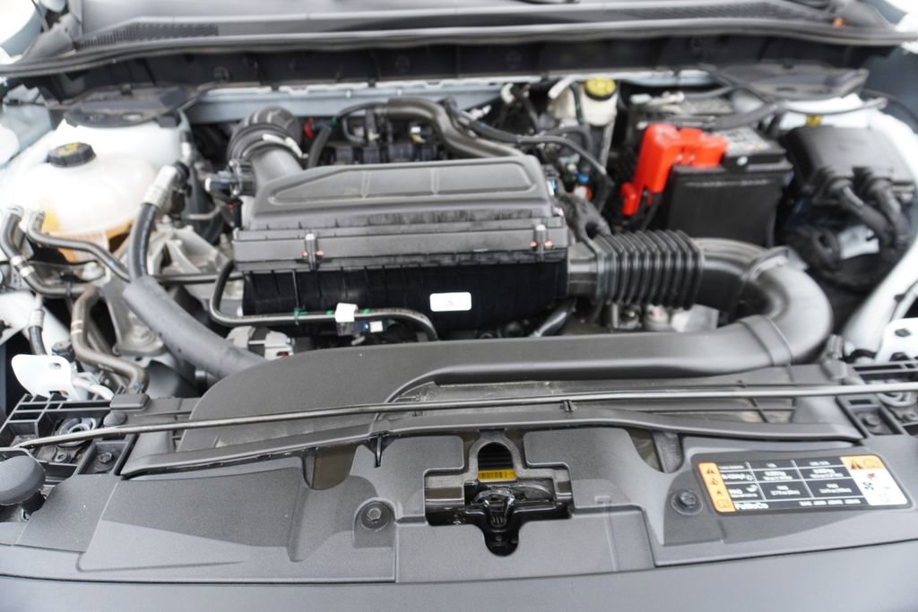 Certified 2025 Ford Escape ST-Line w/ Tech Pack #1 FWD image 23