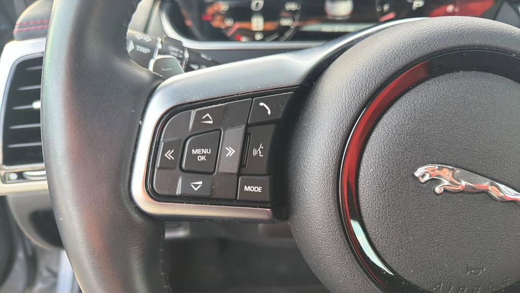 Used 2022 Jaguar F-TYPE Convertible image 29