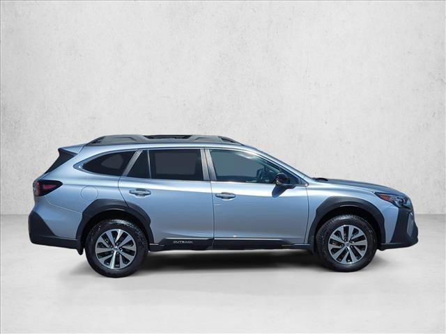 Used 2024 Subaru Outback Premium image 4