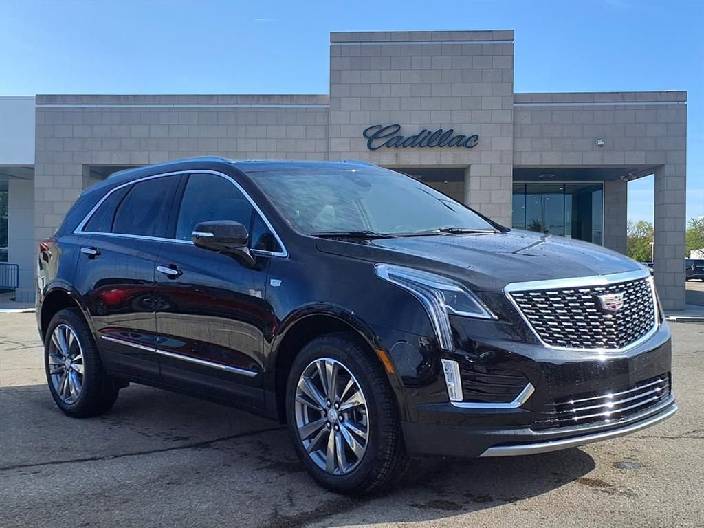 New 2026 Cadillac XT5 Premium Luxury w/ LPO, Floor Liner Package AWD/4WD image 3
