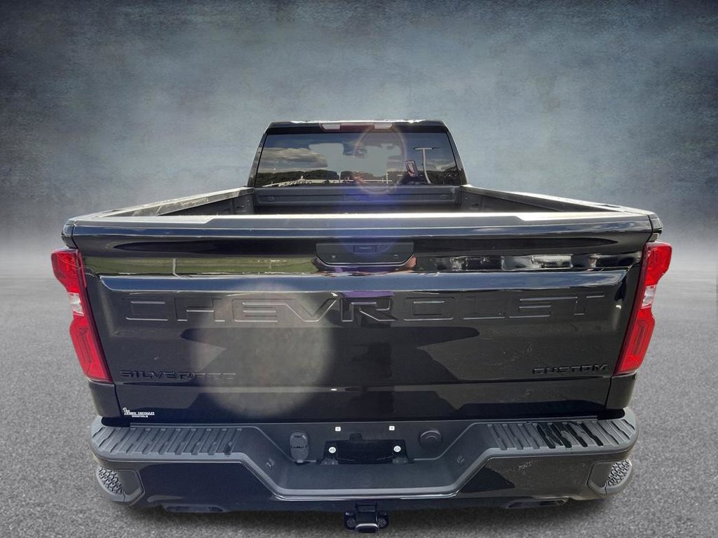 Used 2021 Chevrolet Silverado 1500 Custom Trail Boss w/ Midnight Edition AWD/4WD image 11