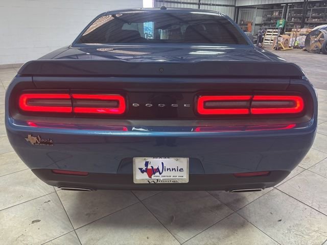 Used 2020 Dodge Challenger SXT RWD image 7