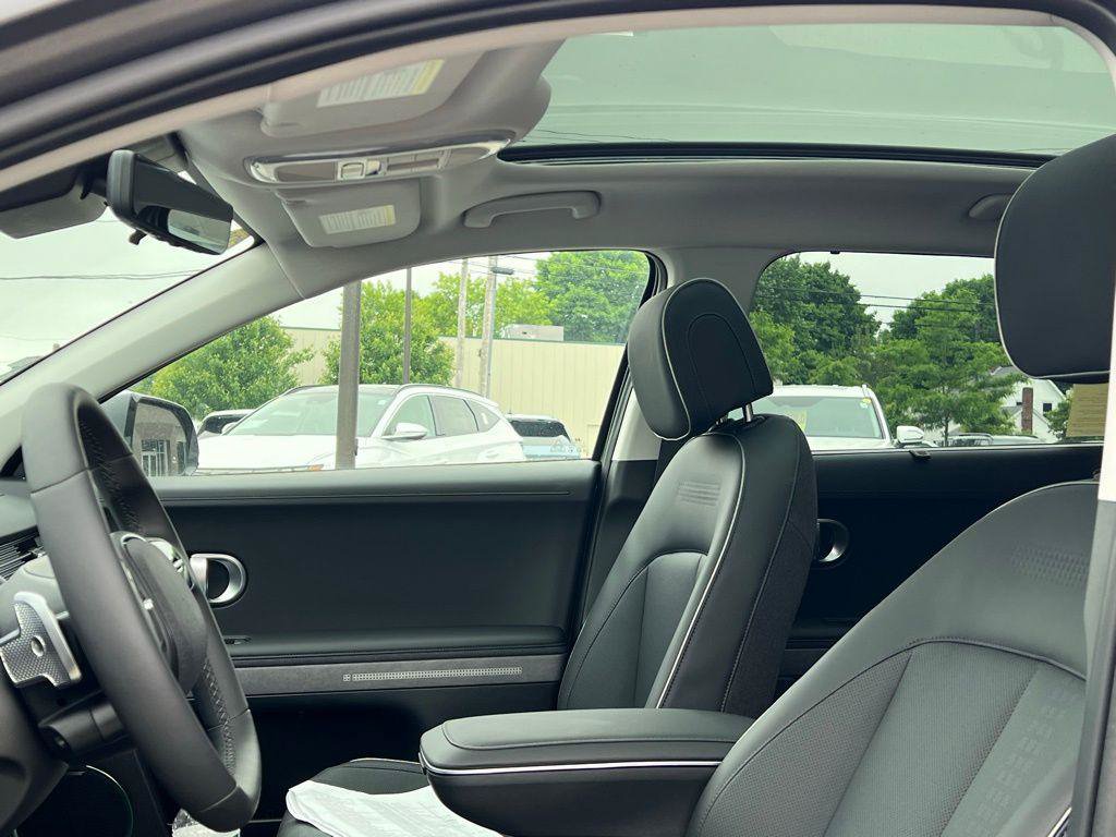 New 2024 Hyundai Ioniq 5 Limited AWD/4WD image 32
