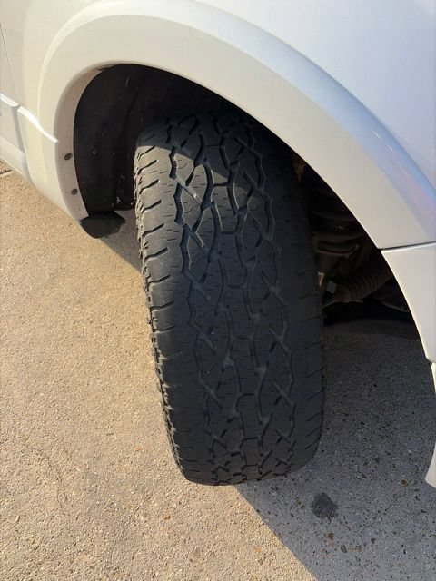 Used 2017 Ford Expedition EL Platinum AWD/4WD image 5