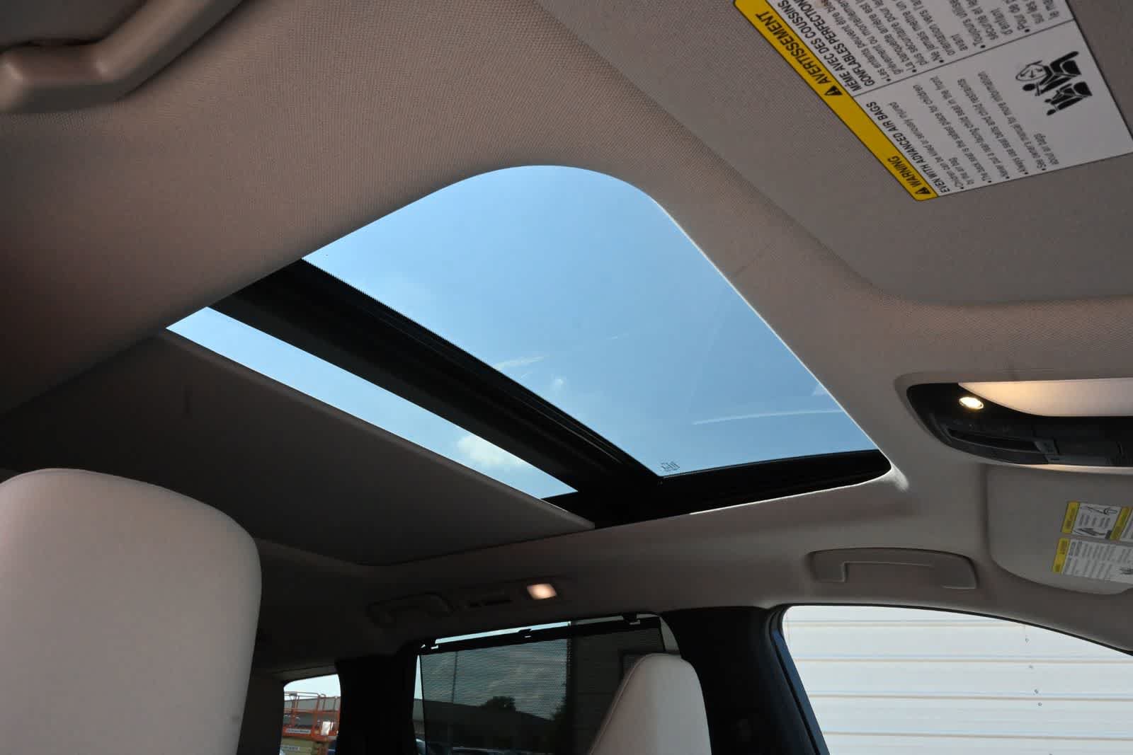 Used 2022 INFINITI QX60 Sensory w/ Cargo Package FWD image 25