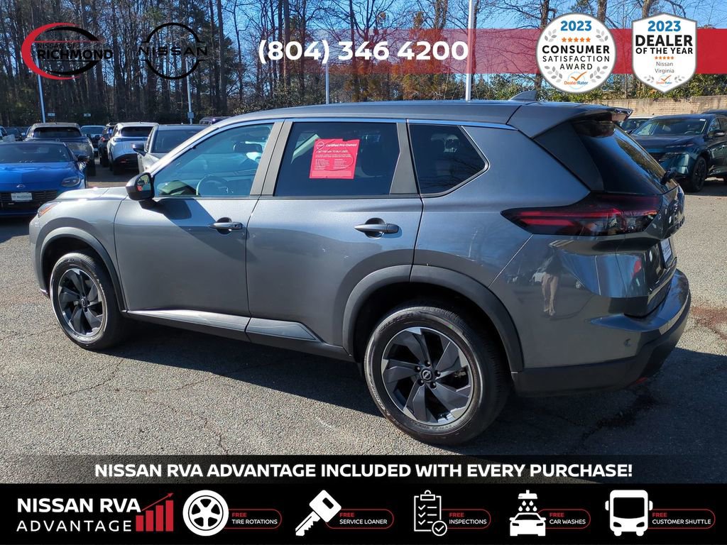 Used 2025 Nissan Rogue SV image 7