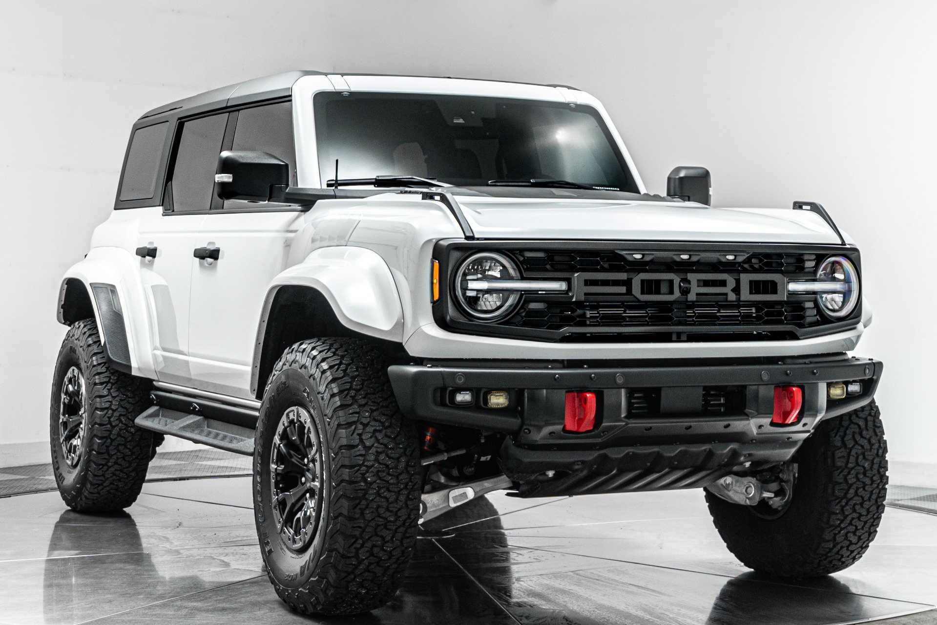 Used 2024 Ford Bronco Raptor AWD/4WD image 3