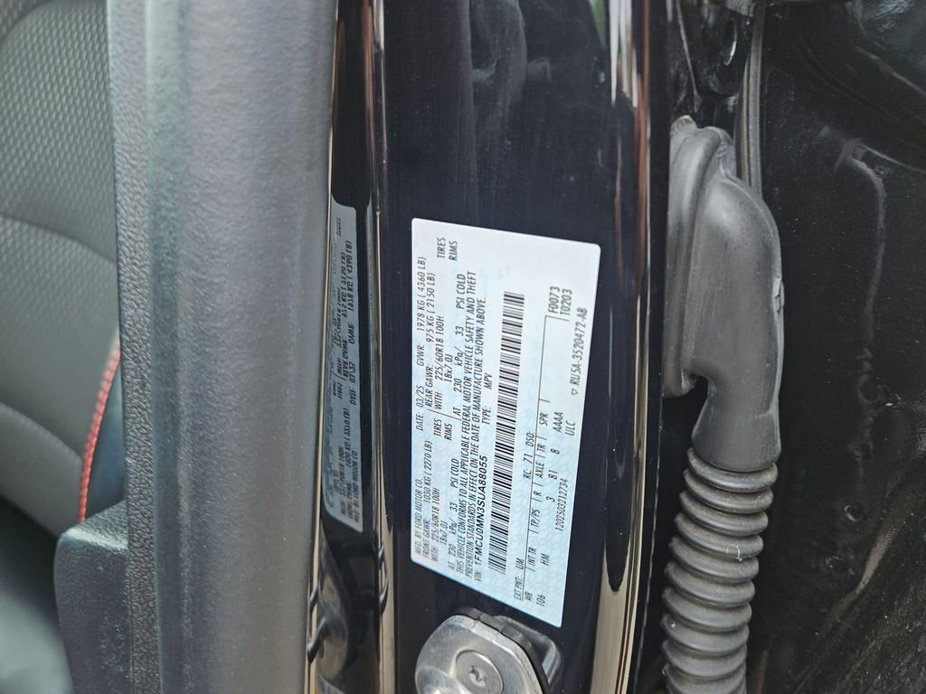 Used 2025 Ford Escape ST-Line FWD image 30