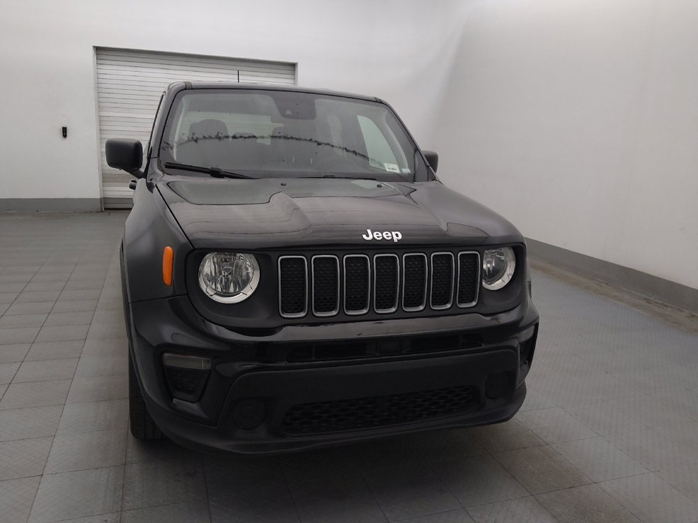 Used 2023 Jeep Renegade Latitude AWD/4WD image 14